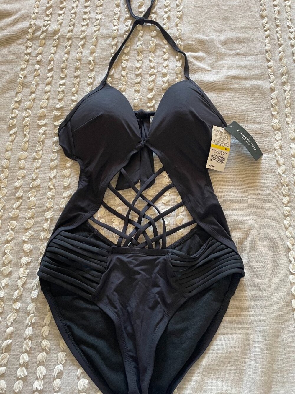 Kenneth Cole New York Strappy Cut-Out One-Piece Swimsuit – Black, Size Medium